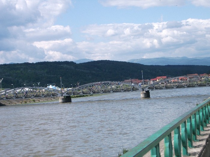 podul peste Jiu - Orasul meu TG-JIU  -  Judetul   GORJ