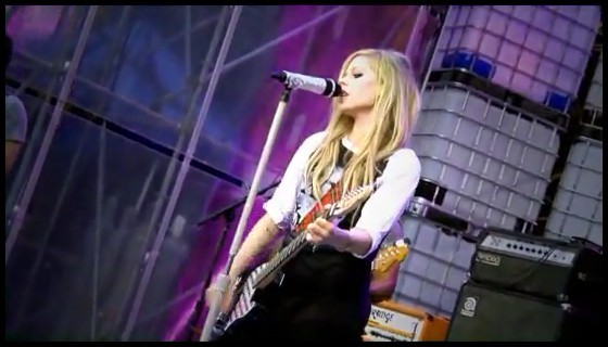 bscap0102 - Avril MMVA SoundCheck