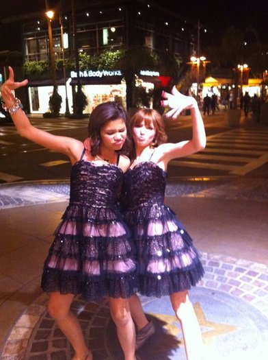 77146_161222773920090_160908707284830_269116_1312793_n