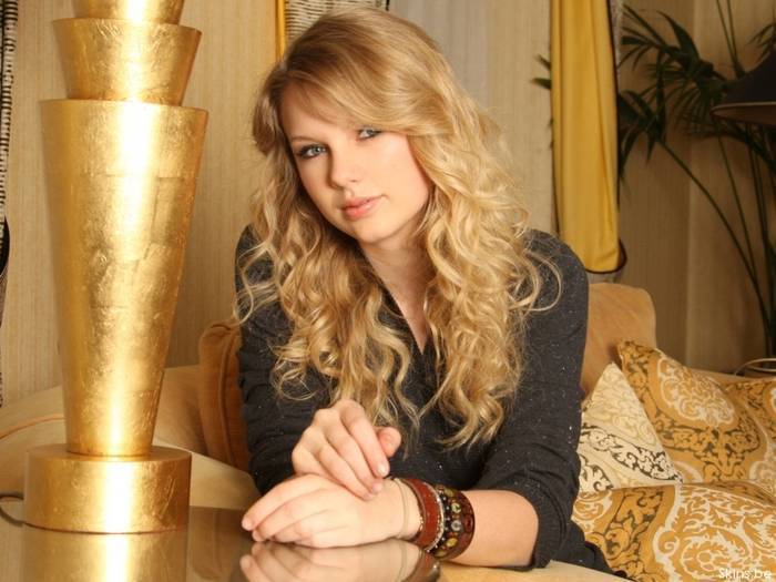 Taylor Swift (2) - X Concurs Taylor Swift Sau Vanessa Hudgens