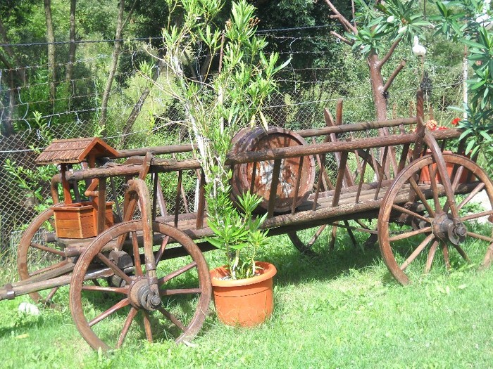 aici nu s-a rasturnat niciun car!!