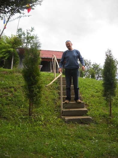 ........vine o zi...... - FERMA LEONTE 2011 VARA