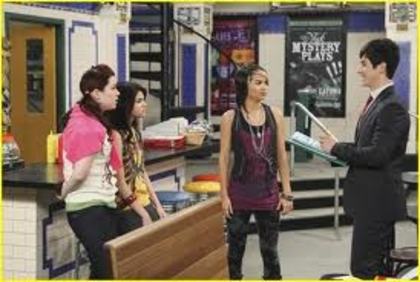 Magicienii din Waverly Place - Magicienii din Waverly Place