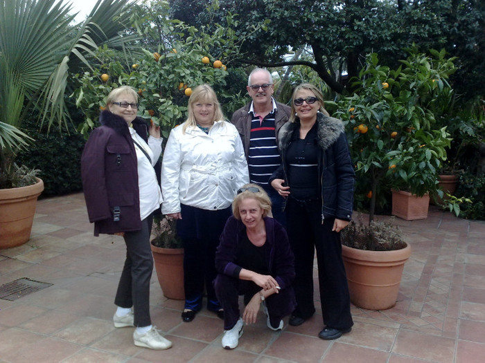 Dorin,Karin,Cinzia,Lorena si Peter noi prieteni 2011 - INSULA DI ISCHIA