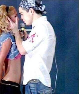 ATgAAABP_jX91eIGrIMm-sYtlR1Y6XapdFpC8H9Nc3Mc8yfJcCrT1ucpen8nAAuvqvhRM3Ic-pDfX-G8sj3YPU5RX4KBAJtU9VBr