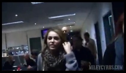 bscap0076 - Miley Wants To see a Kangaroo