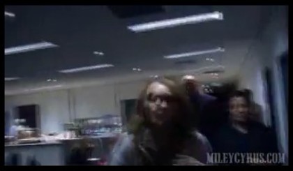 bscap0077 - Miley Wants To see a Kangaroo