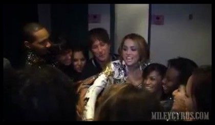 bscap0146 - Miley Backstage in Melbourne Ritual