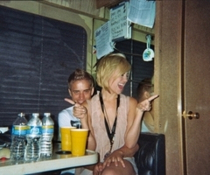 Nu te descuraja scumpo , lui Juss ii plac decat fetele in bikini . Ai nota 10 de la mine !