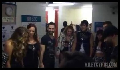 bscap0121 - New concurs cu Miley