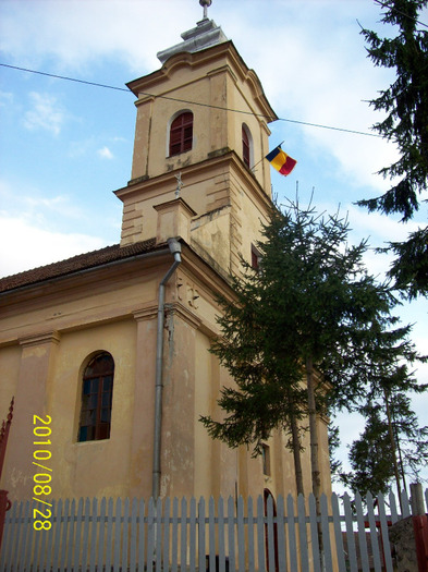 Biserica inainte de zugravirea exterioara din 2011......... - Tarnosirea BISERICII din PALOS-ARDEAL 2011