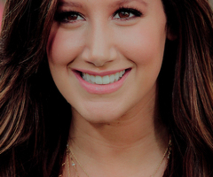 Oricum , n-avea nevoie de concursul asta idiot , sunt deja faimoasa !