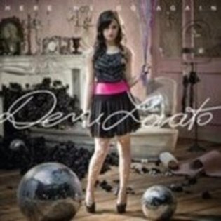40153599_XFJFCLTOK - Demi Lovato