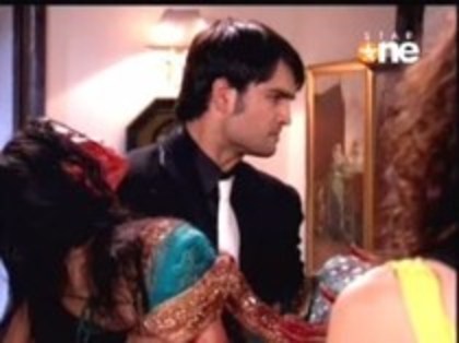 40259580_RTYATWHZR - PYAAR KII YEH EK KAHAANI