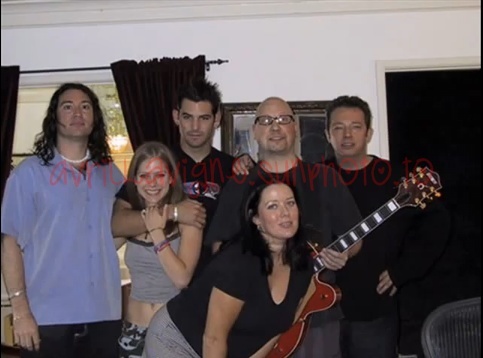 rare 10 - Avril - Lavigne - 20 - din - cele - mai - rare - poze - cu - Avril - Lavigne