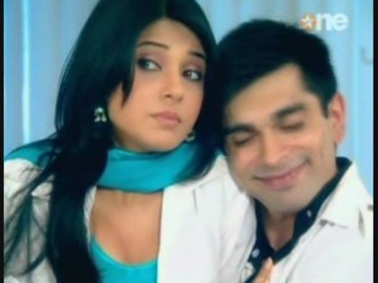 44217_154370671269354_145556422150779_261283_2318580_n - Armaan si Ridhima 3