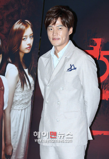 39431253_ESJWHWTSX - a---lee seo jin---a