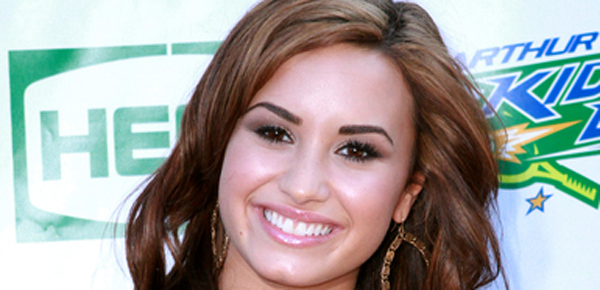 demi lovato 2011 photoshoot. demi lovato 2011 hot - poze demi lovato