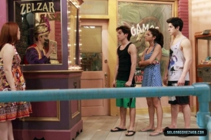 normal_selena-gomez-012 - Wizards Of Waverly Place - Misfortune at the Beach - Promotional Stills