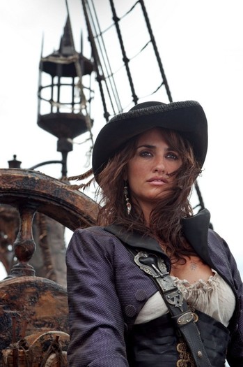 POTC-4-Angelica-pirates-of-the-caribbean-22281605-1000-1500 - 0 0 0 0 ALT ANUNTS DEFINITIV 0 0 0 0