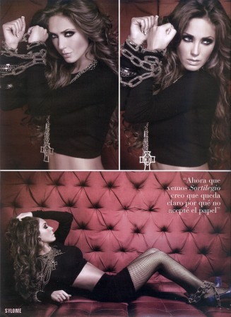 nfeddd69ab7e4202ca0cb5d42353b0240[1] - 00AnAhI MI BeBe