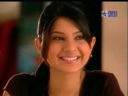 02 - Jennifer Winget