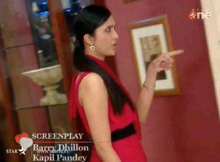 7UXfL - DILL MILL GAYYE KaSh as ArSh Hotel Lobby Scene Capz