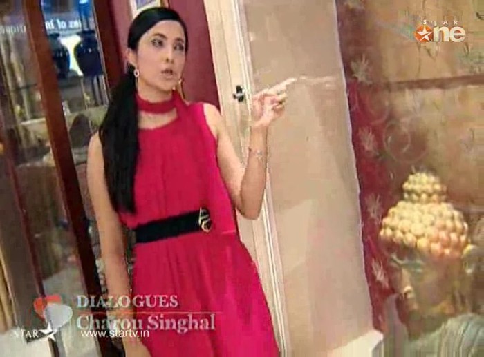 16vQx - DILL MILL GAYYE KaSh as ArSh Hotel Lobby Scene Capz