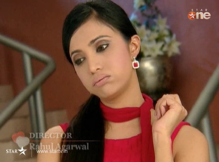 WlUG0 - DILL MILL GAYYE KaSh as ArSh Hotel Lobby Scene Capz