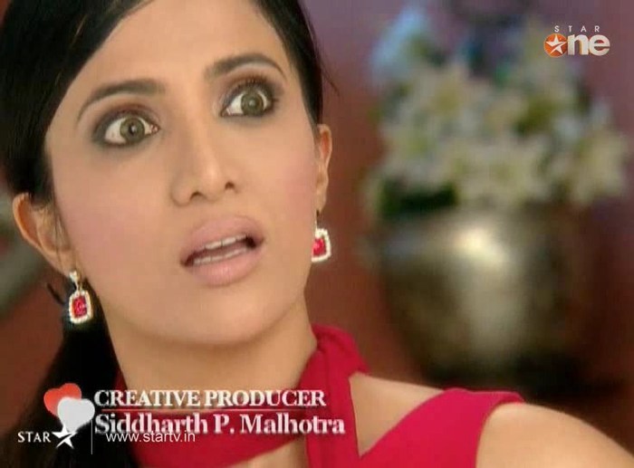 xDjo8 - DILL MILL GAYYE KaSh as ArSh Hotel Lobby Scene Capz