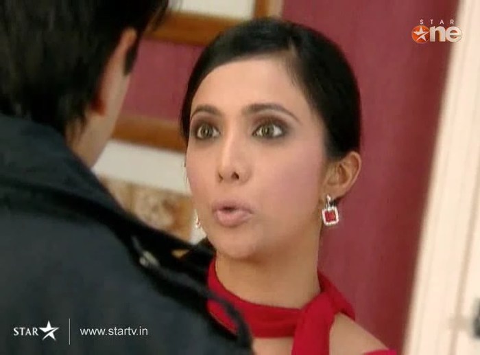 AwBe2 - DILL MILL GAYYE KaSh as ArSh Hotel Lobby Scene Capz