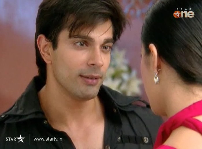 kgsOg - DILL MILL GAYYE KaSh as ArSh Hotel Lobby Scene Capz