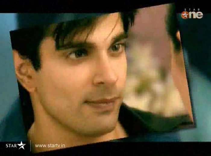 Skxrx - DILL MILL GAYYE KaSh as ArSh Hotel Lobby Scene Capz