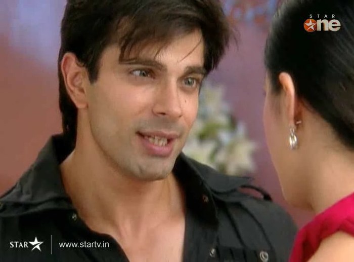 vBoyN - DILL MILL GAYYE KaSh as ArSh Hotel Lobby Scene Capz