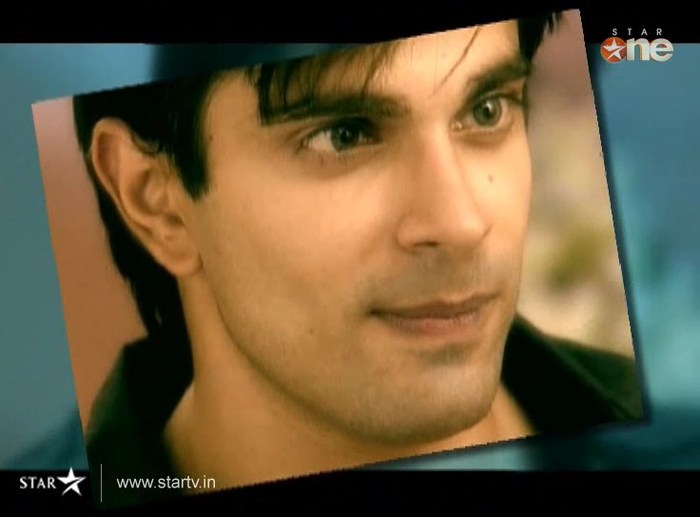 fes9N - DILL MILL GAYYE KaSh as ArSh Hotel Lobby Scene Capz