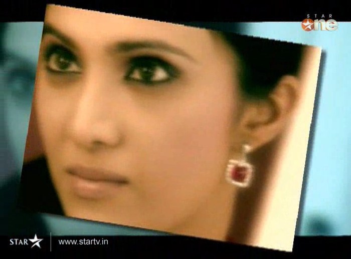 hmx1i - DILL MILL GAYYE KaSh as ArSh Hotel Lobby Scene Capz