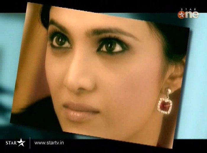 oeoXV - DILL MILL GAYYE KaSh as ArSh Hotel Lobby Scene Capz
