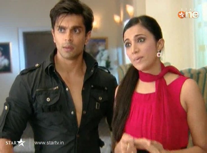 jD6Mc - DILL MILL GAYYE KaSh as ArSh Hotel Lobby Scene Capz