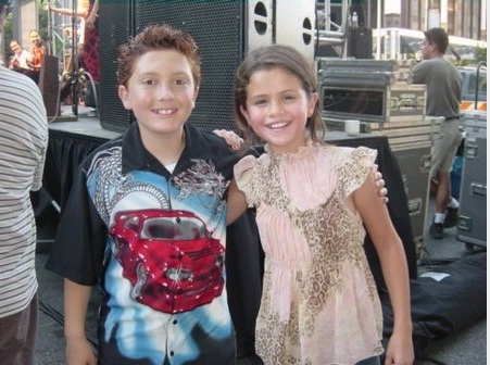 selena-gomez-mica-copilarie