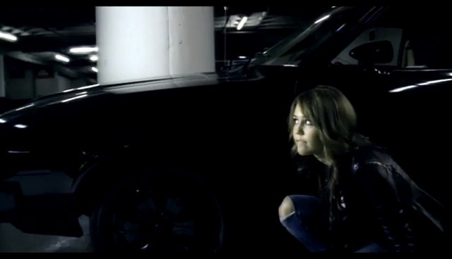 bscap0084 - Fly On The Wall Official Video