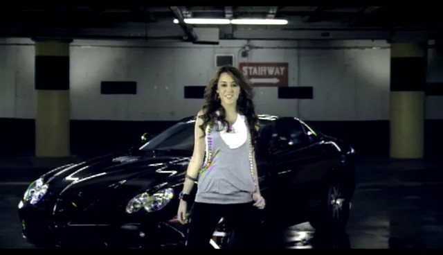 bscap0255 - Fly On The Wall Official Video