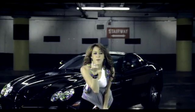 bscap0259 - Fly On The Wall Official Video