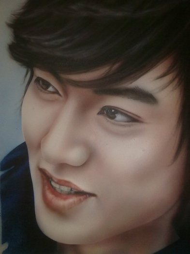 268091_125524517532643_100002252852740_204061_477691_n - o Lee Min Ho o