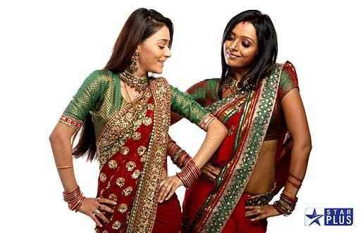 227211_110441215710972_100002352827518_105728_2074135_n - sara khan sadhna culoarea fericirii 2