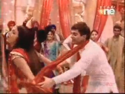 Postat de HindiFanPage (87)