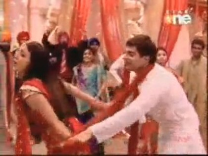 Postat de HindiFanPage (88)