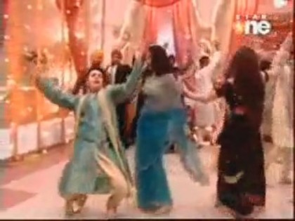 Postat de HindiFanPage (145) - Salaam-e-Ishq