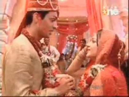 Postat de HindiFanPage (177) - Salaam-e-Ishq