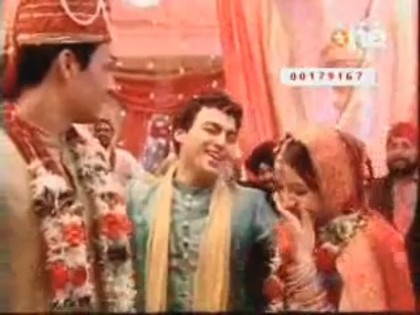 Postat de HindiFanPage (184) - Salaam-e-Ishq