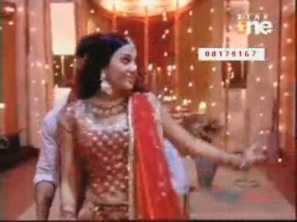 Postat de HindiFanPage (193) - Salaam-e-Ishq